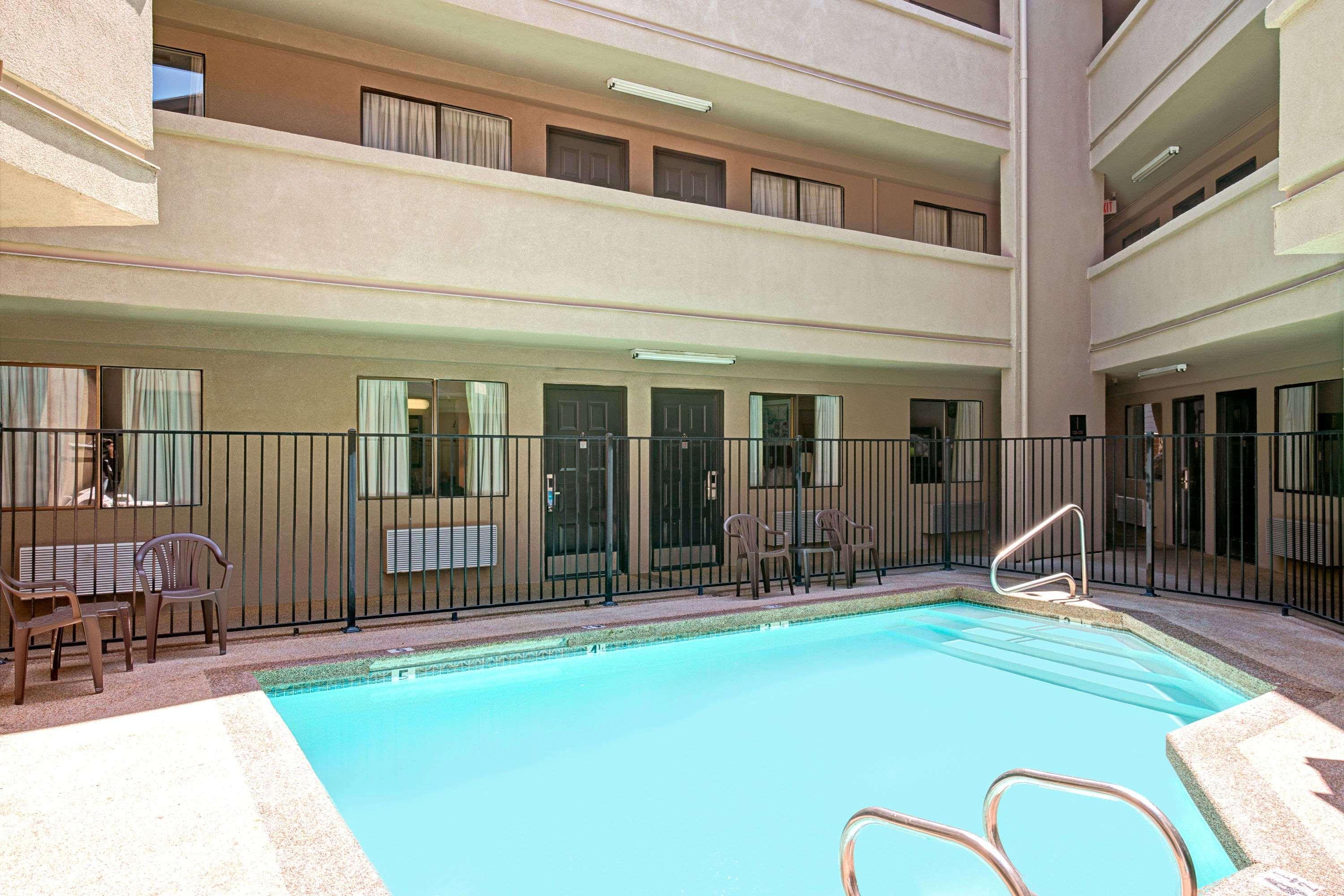 Travelodge Sacramento/Rancho Cordova Exteriör bild