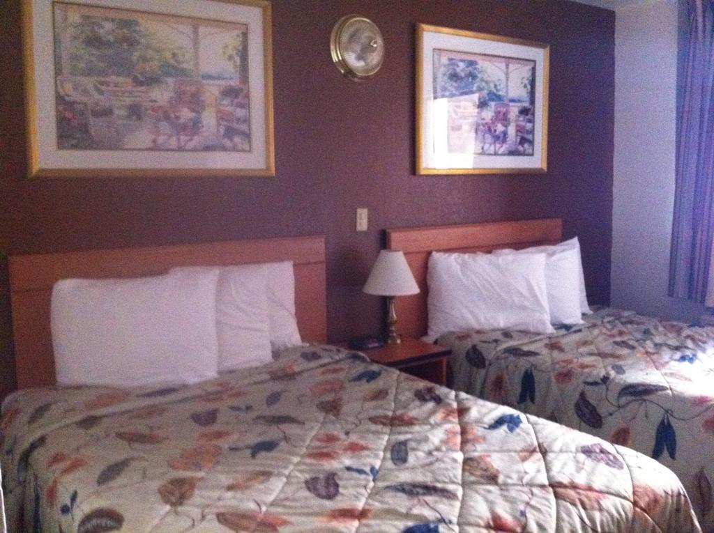 Travelodge Sacramento/Rancho Cordova Exteriör bild